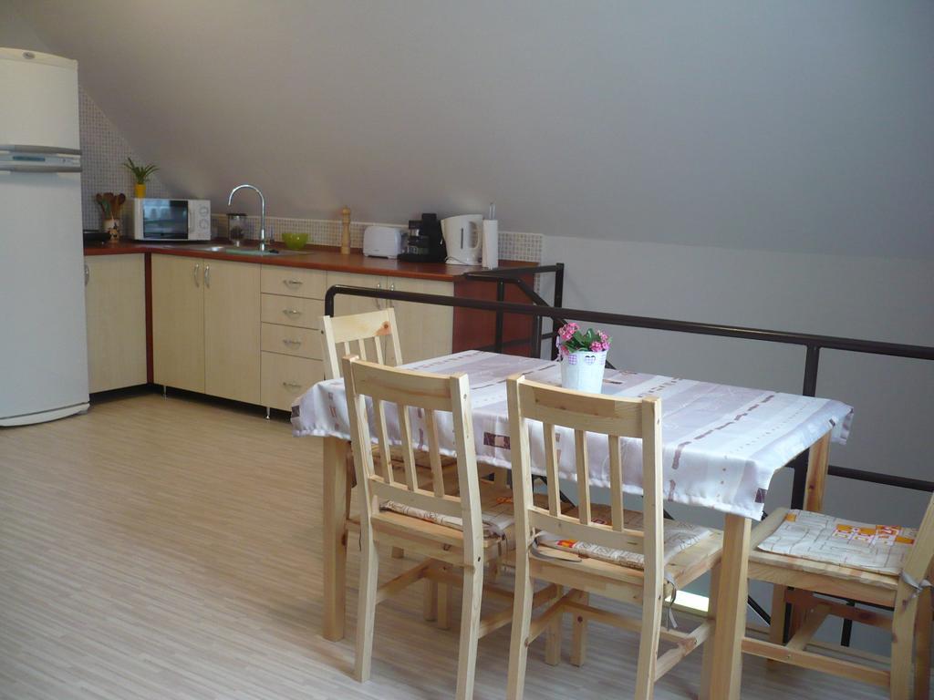 Eszter Apartmanhaz Hajdúszoboszló Eksteriør bilde